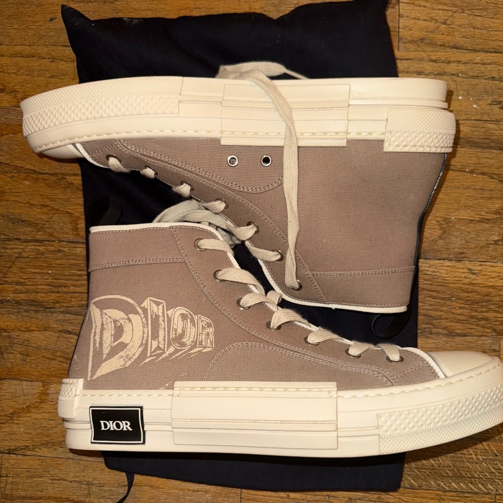 Dior B23 HighTop AsteroDior Beige - Sz EU 42/US 9